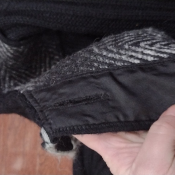 Cardigan - Picture 4 of 6